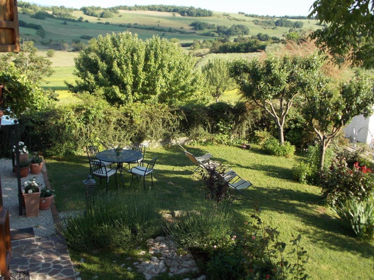 B&B Nonna Rosa Norcia Bagian luar foto