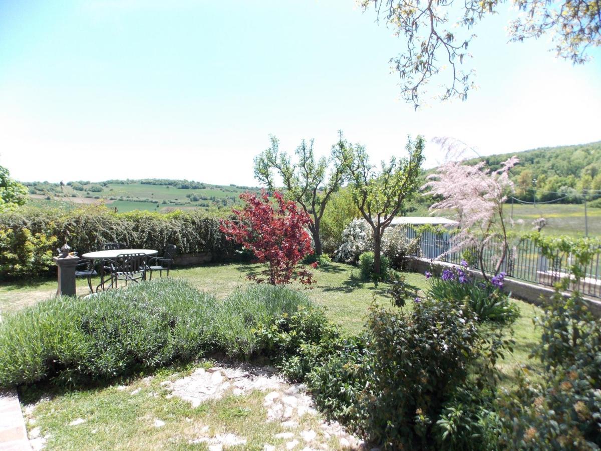 B&B Nonna Rosa Norcia Bagian luar foto